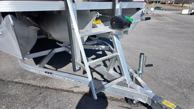 Slide: The Image of Veranda VR22RC Package Tri-Toon 2021 - 12