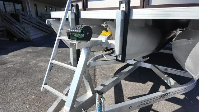 Slide: The Image of Veranda VR22RC Package Tri-Toon 2021 - 34