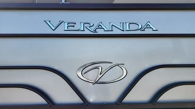 Slide: The Image of Veranda VR22RC Package Tri-Toon 2021 - 36