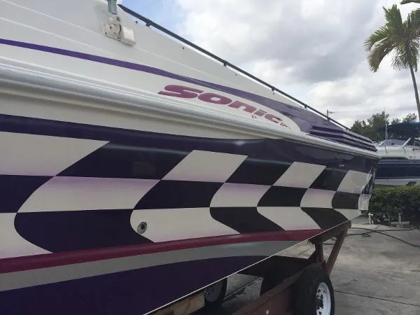 Slide: The Image of Sonic USA Boats 386 2001 - 6