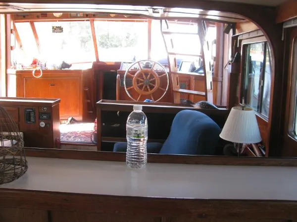 Slide: The Image of Albin Tri-cabin Motor Yacht 1981 - 11