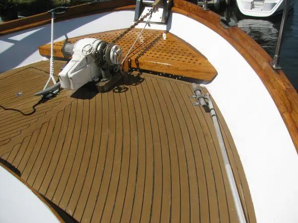 Slide: The Image of Albin Tri-cabin Motor Yacht 1981 - 9