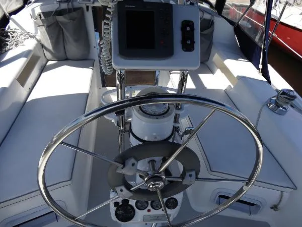 Slide: The Image of Catalina 28 MkII 2006 - 5