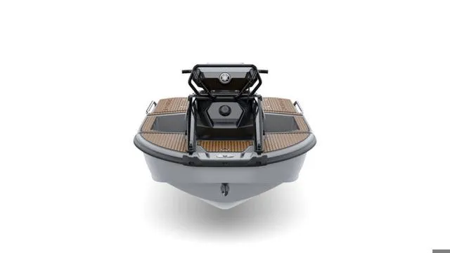 Slide: The Image of Yamaha Crosswave® 2026 - 7