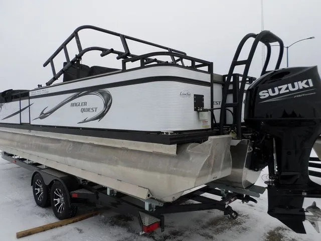 Slide: The Image of Angler 8526 Pro Troll 2022 - 3