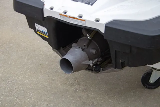 Slide: The Image of Sea-Doo Spark 2-Up Rotax 900 ACE - 60 2023 - 16