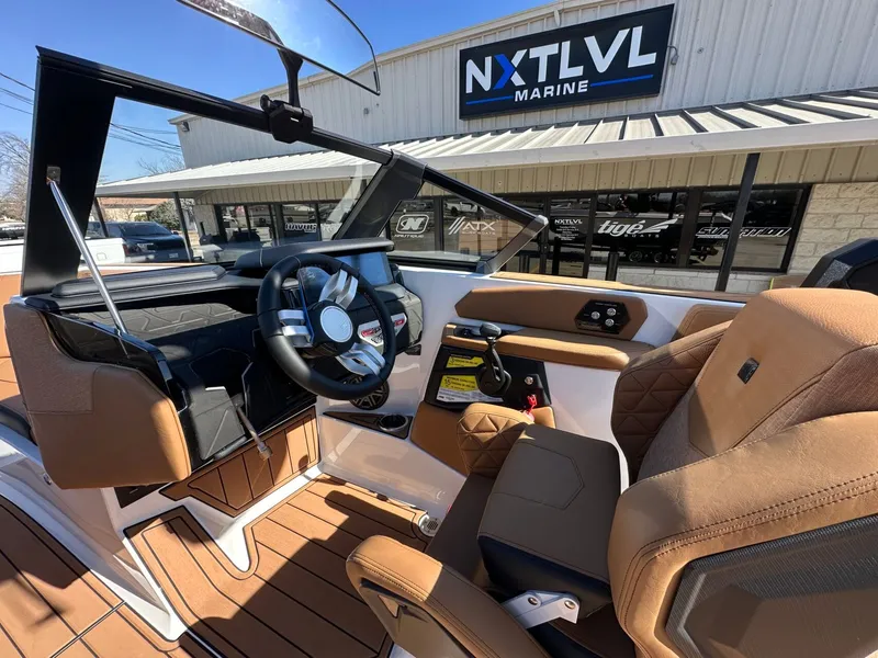 Slide: The Image of Nautique Super Air Nautique GS22 2026 - 16