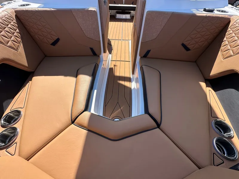 Slide: The Image of Nautique Super Air Nautique GS22 2026 - 22