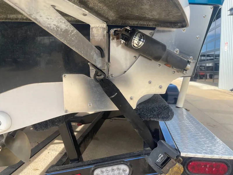 Slide: The Image of Nautique Super Air Nautique 230 2013 - 7