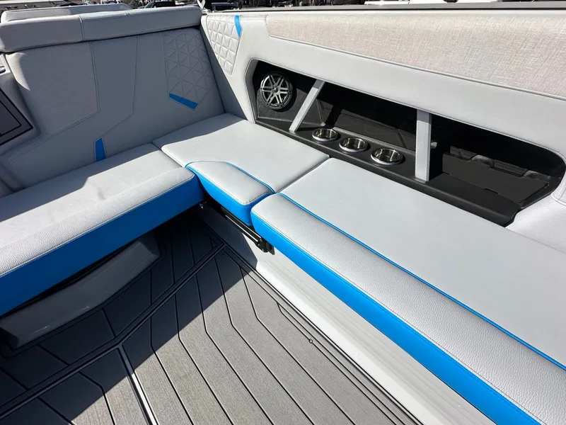 Slide: The Image of Nautique GS24 2026 - 12