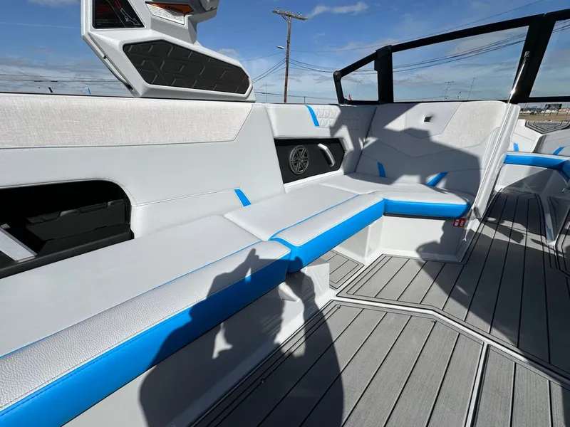 Slide: The Image of Nautique GS24 2026 - 13