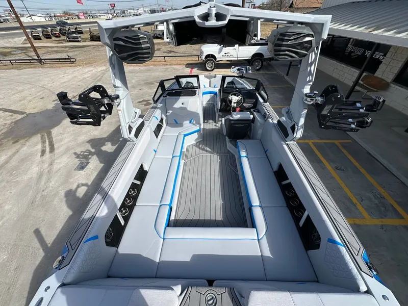 Slide: The Image of Nautique GS24 2026 - 35