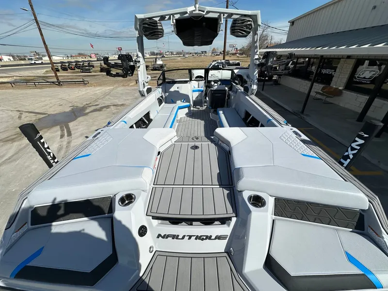 Slide: The Image of Nautique GS24 2026 - 9