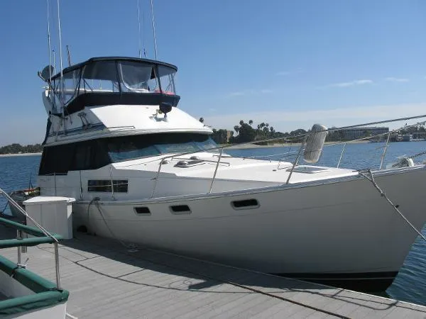 Slide: The Image of Bayliner Sportfisher 1988 - 0