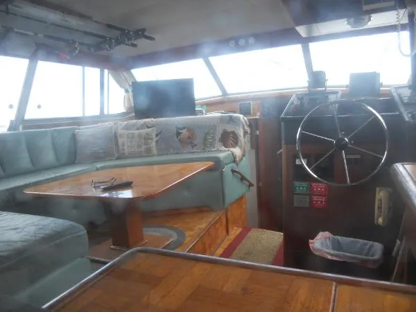 Slide: The Image of Bayliner Sportfisher 1988 - 10