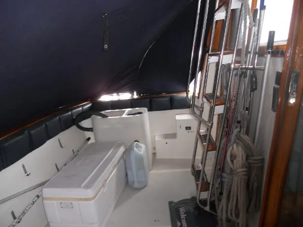 Slide: The Image of Bayliner Sportfisher 1988 - 6