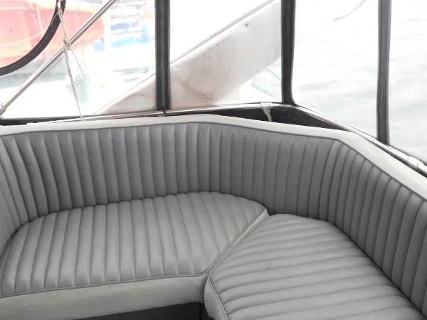 Slide: The Image of Bayliner Sportfisher 1988 - 7
