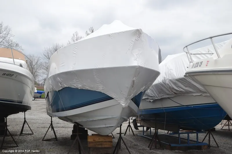 Slide: The Image of Four Winns 235 Sundowner 1989 - 11