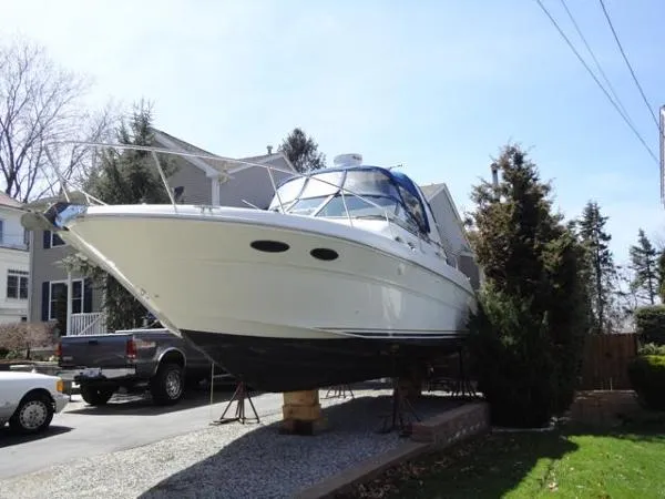 Slide: The Image of Sea Ray - 310 Sundancer 2002 - 3