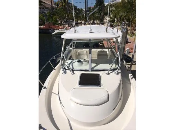 Slide: The Image of Boston Whaler 255 Conquest 2008 - 4