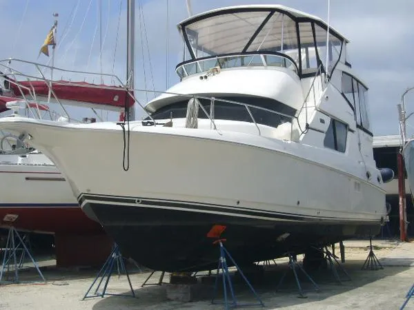 Slide: The Image of Silverton 392 Motor Yacht w/Diesels 2001 - 0