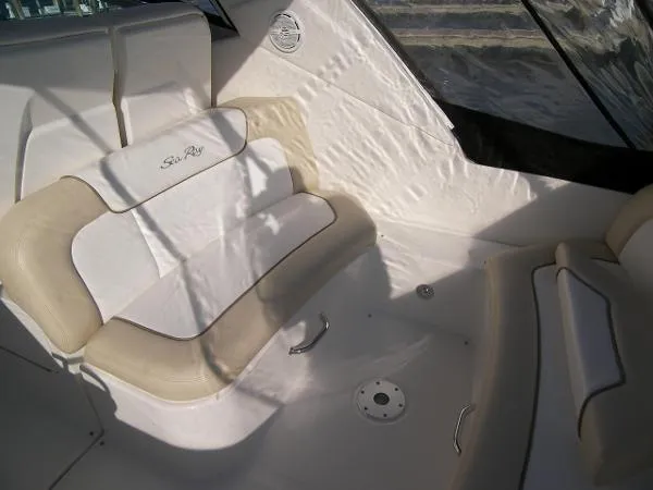 Slide: The Image of Sea Ray 330 Sundancer 2012 - 10