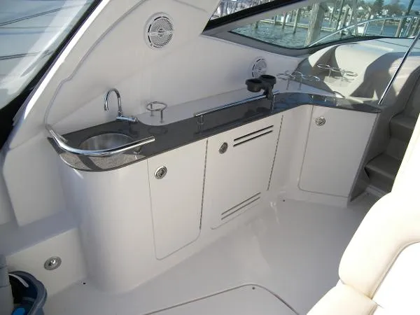 Slide: The Image of Sea Ray 330 Sundancer 2012 - 4