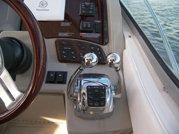 Slide: The Image of Sea Ray 330 Sundancer 2012 - 8