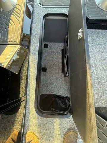 Slide: The Image of Revel RS25L 2026 - 14