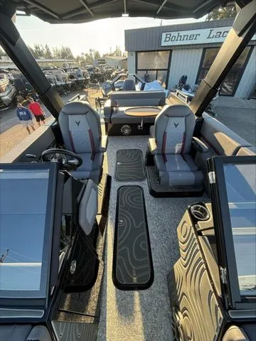 Slide: The Image of Revel RS25L 2026 - 16