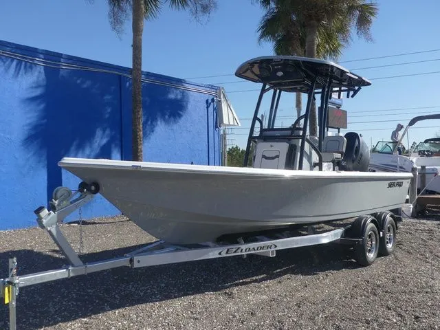 The Image of Sea Pro 230 Bay 2026 - 1