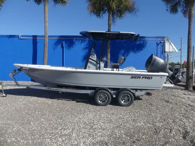 Slide: The Image of Sea Pro 230 Bay 2026 - 7