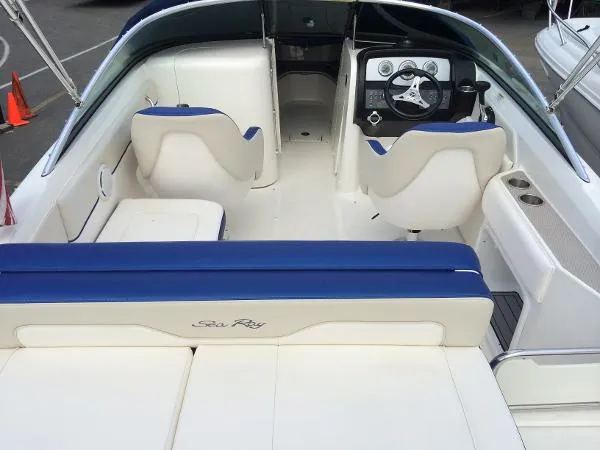 Slide: The Image of Sea Ray 220 Sundeck with Trailer - Certified Preowned 2012 - 4