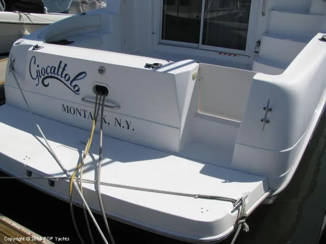 Slide: The Image of Silverton 351 Sedan Cruiser 1999 - 4