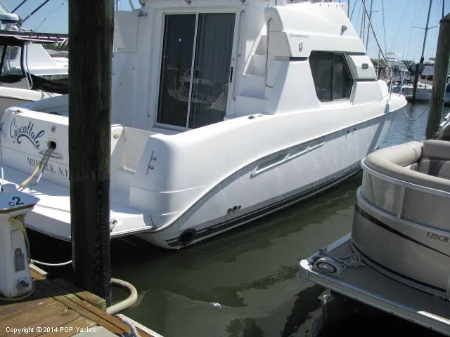 Slide: The Image of Silverton 351 Sedan Cruiser 1999 - 6