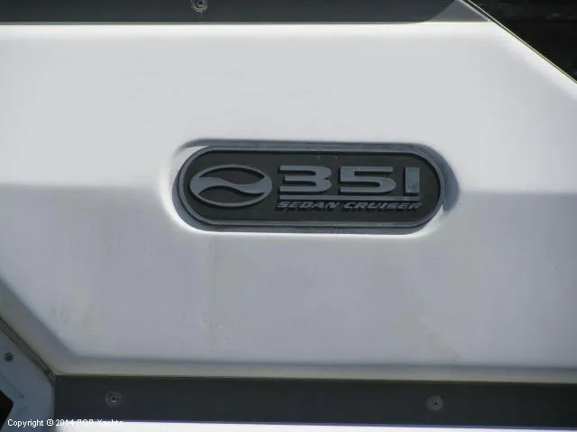Slide: The Image of Silverton 351 Sedan Cruiser 1999 - 9