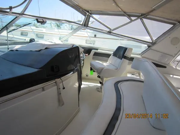 Slide: The Image of Sea Ray Sundancer 1989 - 11