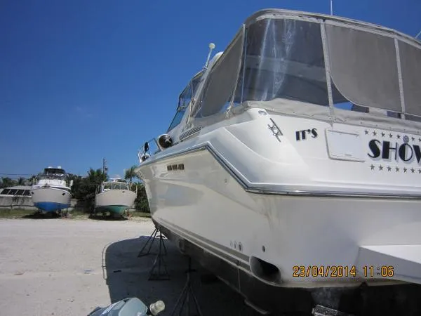 Slide: The Image of Sea Ray Sundancer 1989 - 2