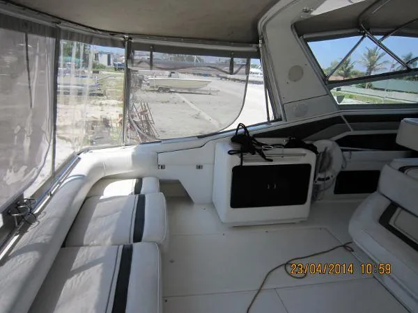 Slide: The Image of Sea Ray Sundancer 1989 - 5