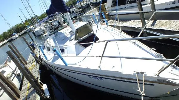 Slide: The Image of Catalina 30 MkII 1988 - 11