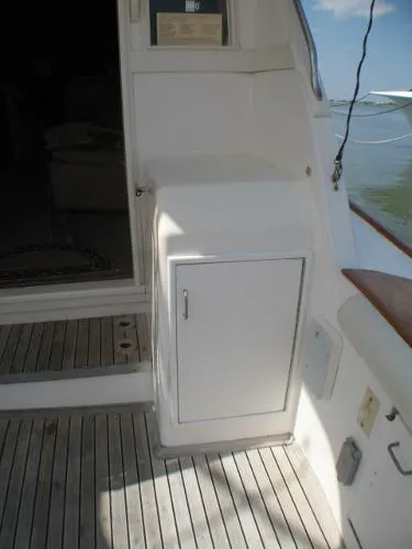 Slide: The Image of Ocean Yachts 46 Convertible Sportfish 1985 - 8