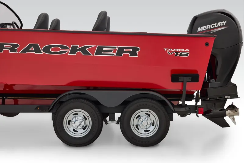 Slide: The Image of Tracker Targa V-18 WT 2026 - 101