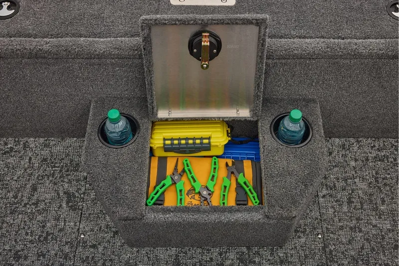 Slide: The Image of Tracker Targa V-18 WT 2026 - 88