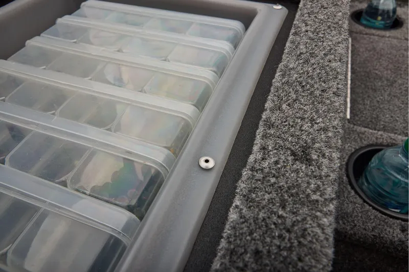 Slide: The Image of Tracker Targa V-18 WT 2026 - 93