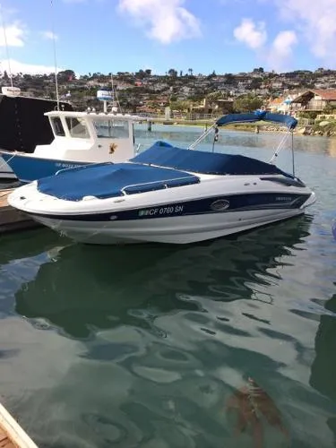 Slide: The Image of Crownline Boats 220 EX 2005 - 11