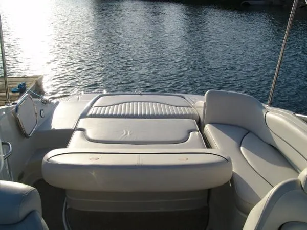 Slide: The Image of Crownline Boats 220 EX 2005 - 7