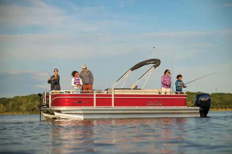 Slide: The Image of Sun Tracker Fishin' Barge 22 DLX 2026 - 73