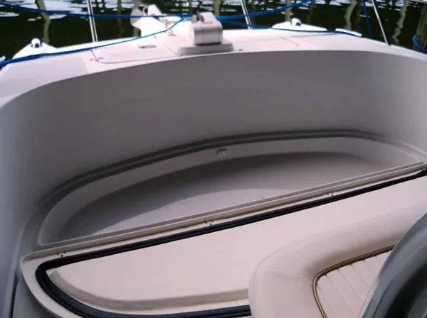 Slide: The Image of Glacier Bay 2665 Canyon Runner Center Console 2005 - 9