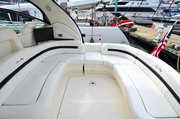 Slide: The Image of Sea Ray Sundancer Zeus Drives 2008 - 9
