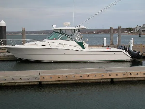 Slide: The Image of Pursuit 3070 Offshore 2001 - 0